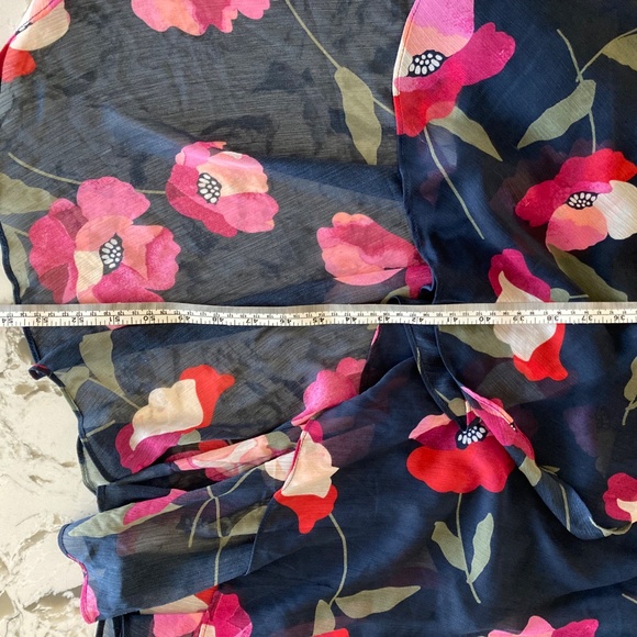 Elegant Calvin Klein Faux Wrap Dress Hi Low Sz 10 Navy and Floral Breezy Summer - Picture 11 of 11